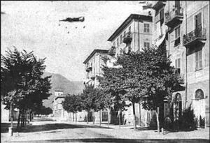 Guerra bombe sulla caserma